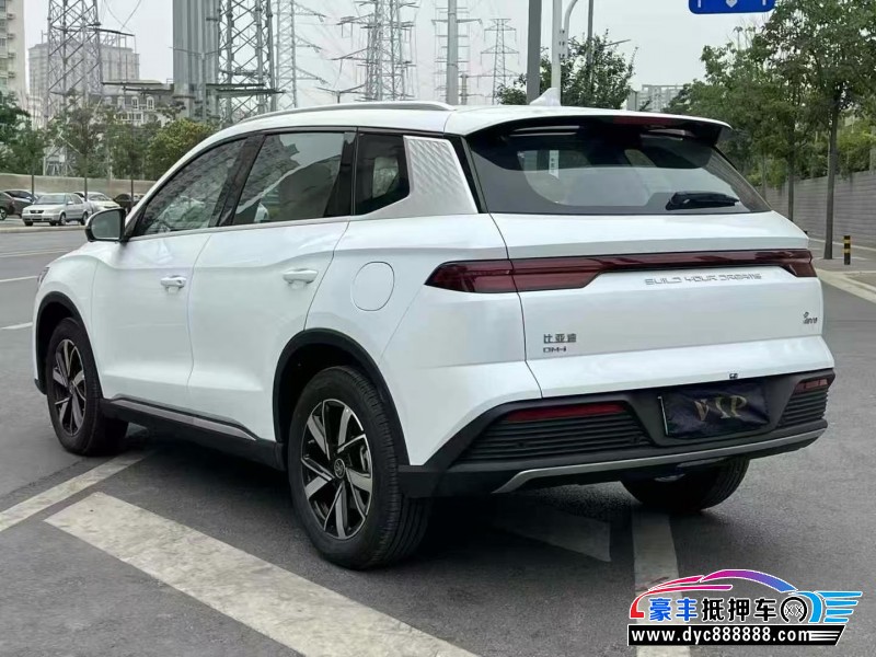 25年比亚迪宋轿车抵押车出售