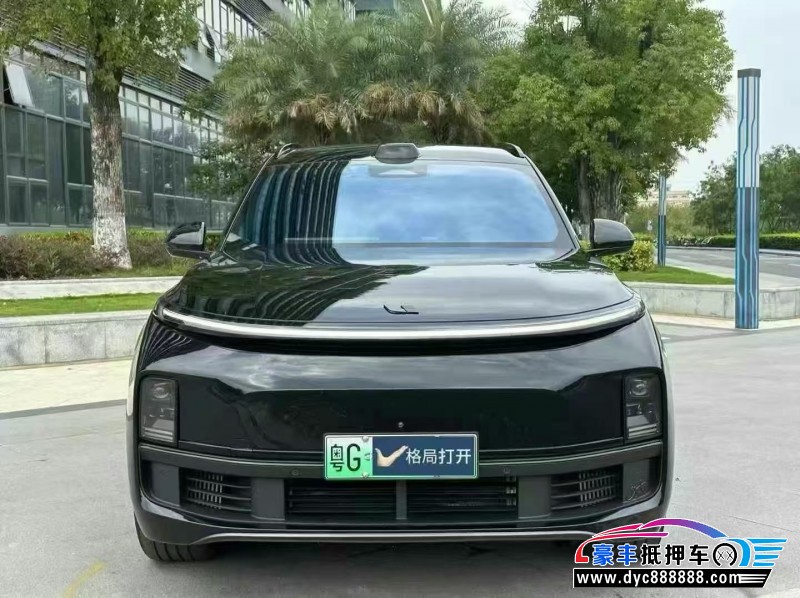 23年理想L8轿车抵押车出售