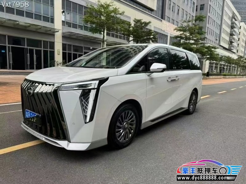 23年传祺M8轿车抵押车出售