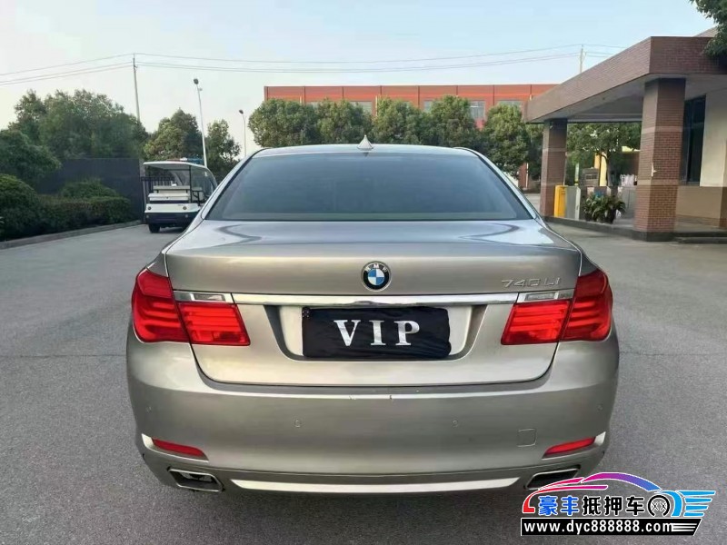 11年宝马7系轿车抵押车出售