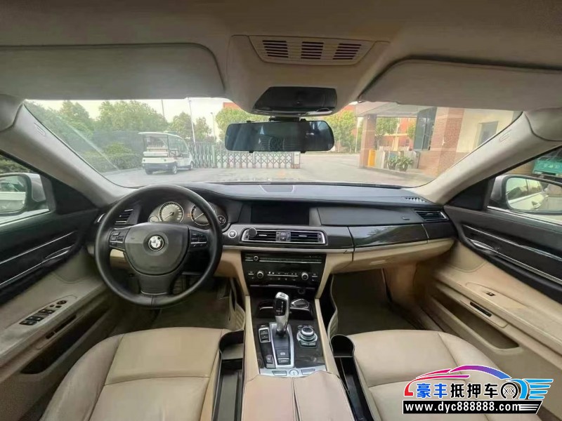 11年宝马7系轿车抵押车出售