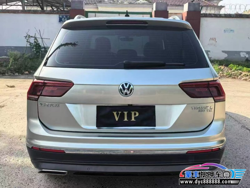 18年大众途观轿车抵押车出售