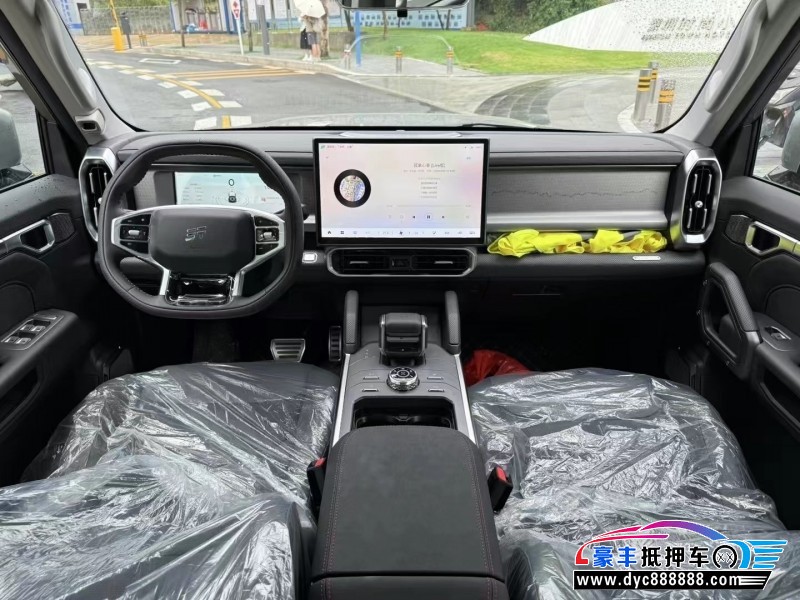 25年捷途旅行者轿车抵押车出售