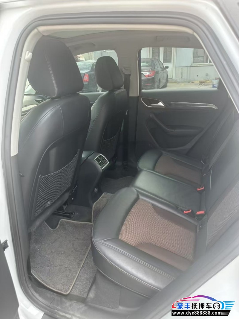 18年奥迪Q3轿车抵押车出售