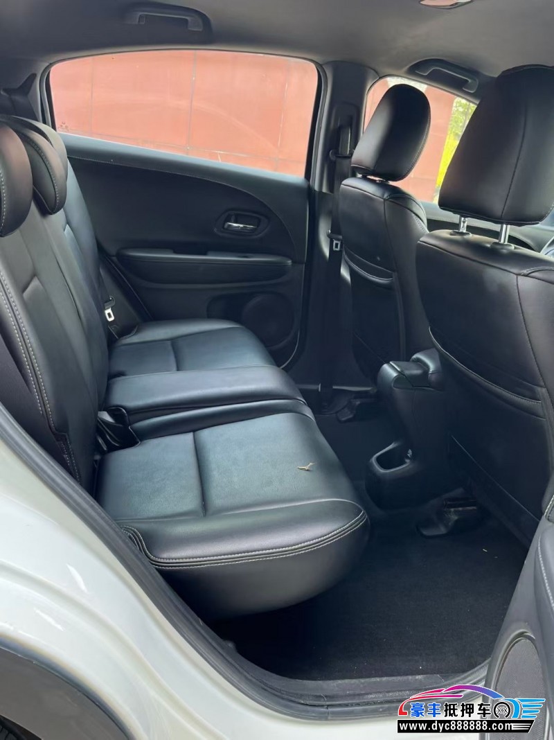 17年本田XRV轿车抵押车出售