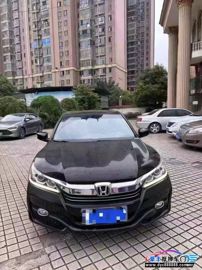 抵押车出售18年本田雅阁轿车