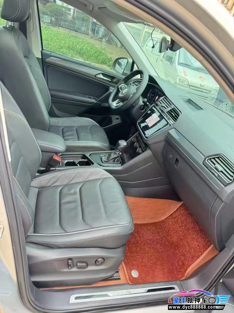 20年大众途观轿车抵押车出售