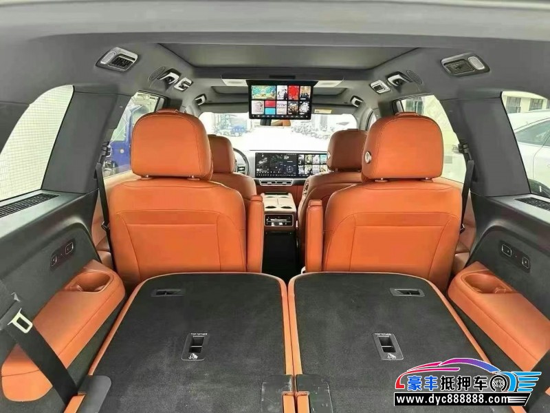 23年理想L9轿车抵押车出售