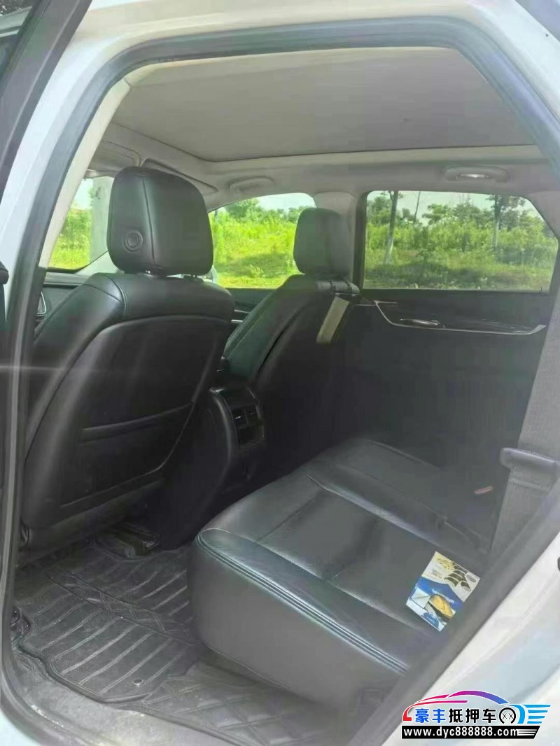 17年凯迪拉克XT5轿车抵押车出售