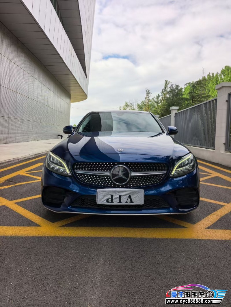 21年奔驰C轿车抵押车出售