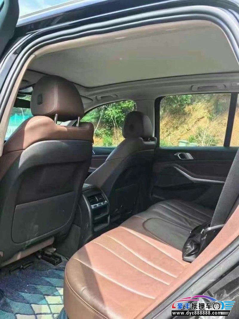 19年宝马X5轿车抵押车出售