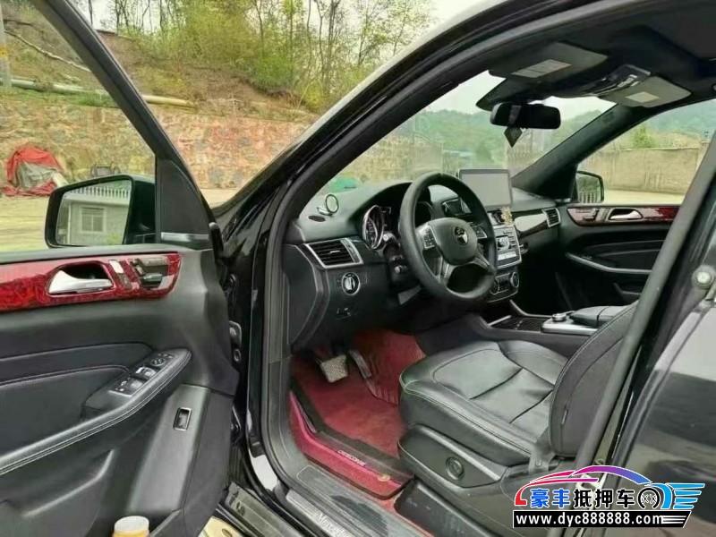 15年奔驰ML轿车抵押车出售