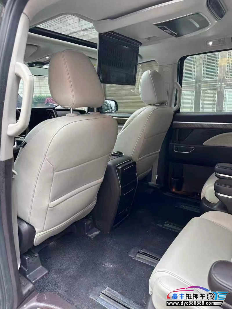 22年传祺M8轿车抵押车出售