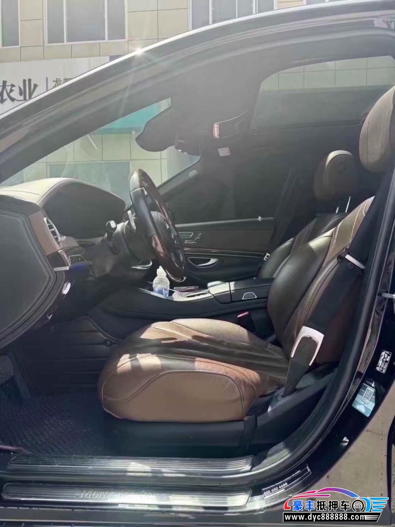 19年奔驰S轿车抵押车出售