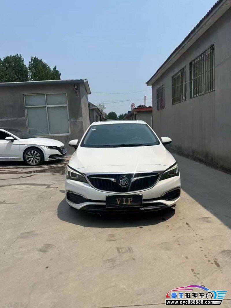 抵押车出售19年别克威朗轿车