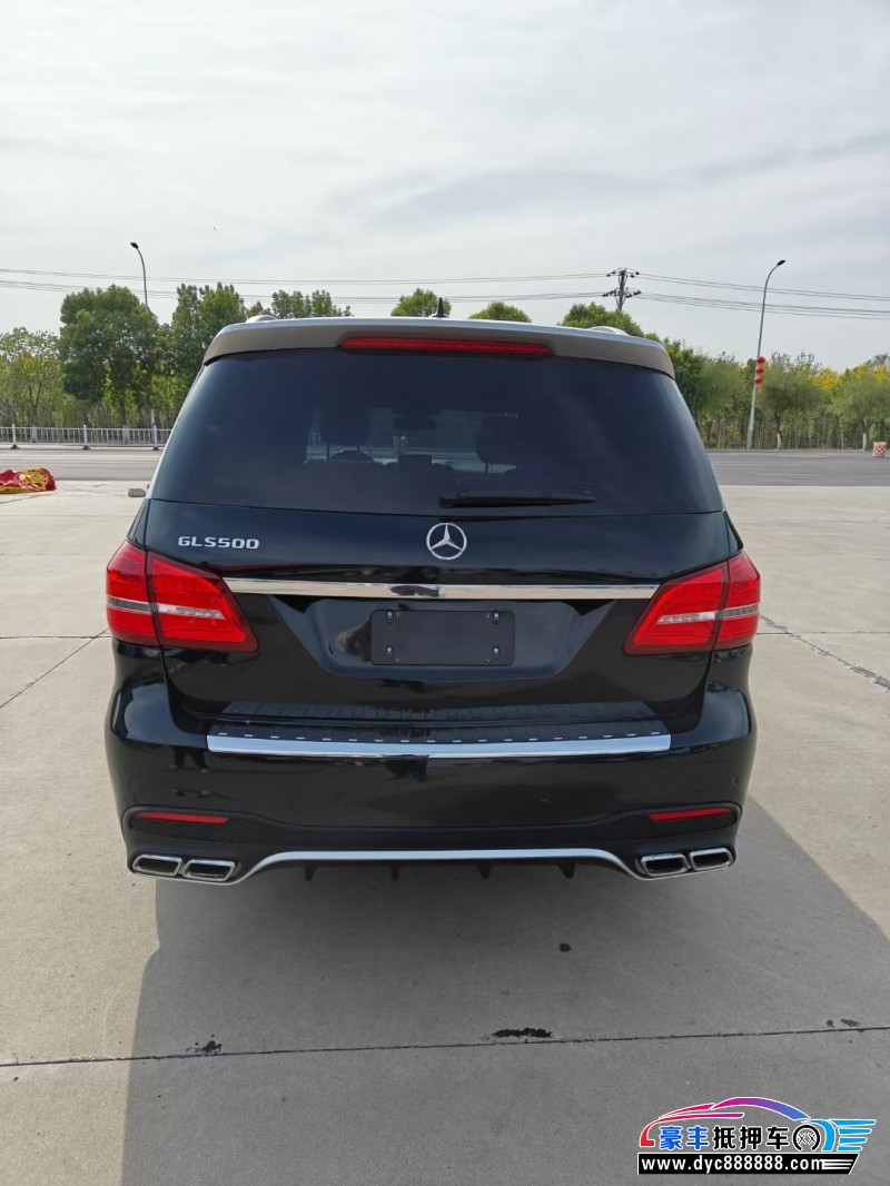 18年奔驰GLS轿车抵押车出售