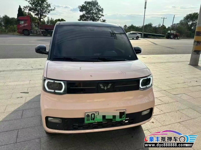 抵押车出售23年五菱汽车迷你轿车