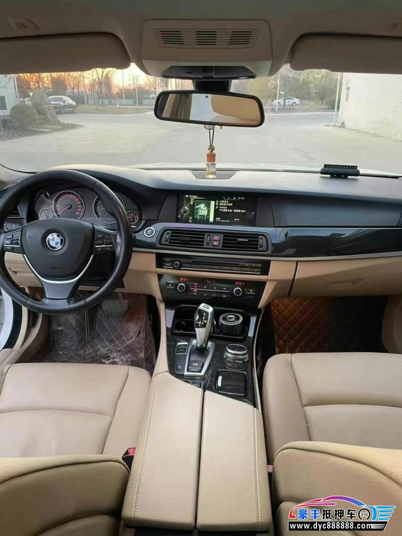 13年宝马5系轿车抵押车出售