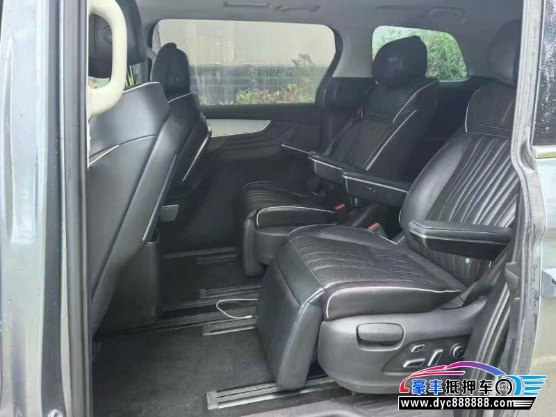 21年荣威imax8轿车抵押车出售