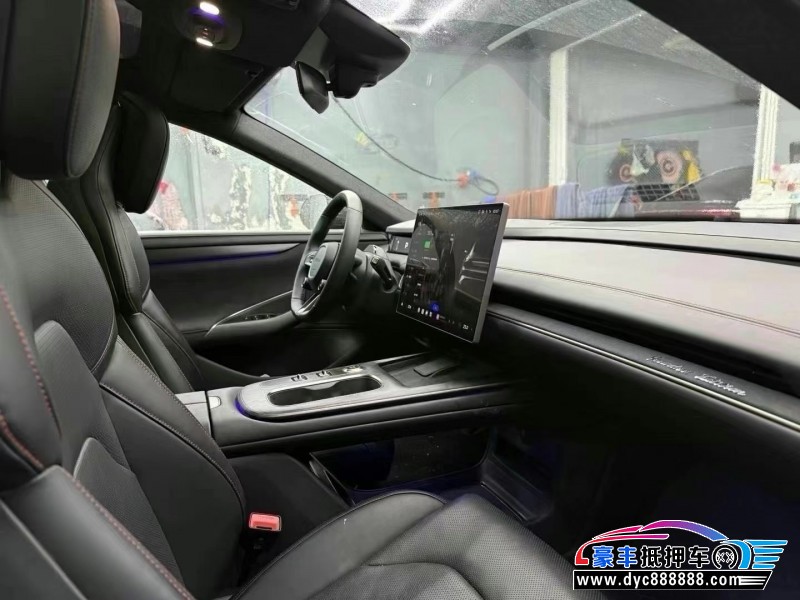 24年小米SU7轿车抵押车出售