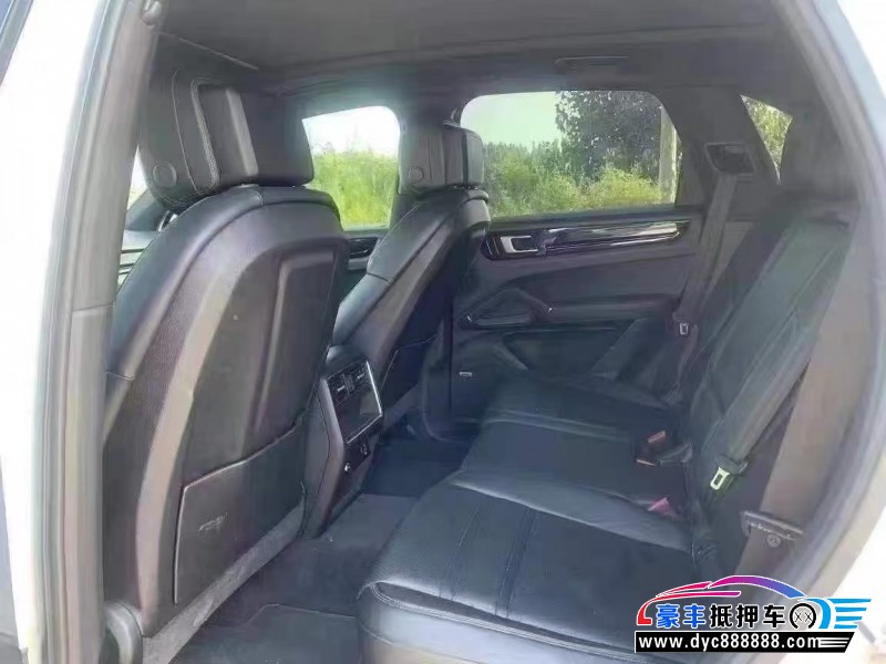 19年保时捷卡宴SUV抵押车出售