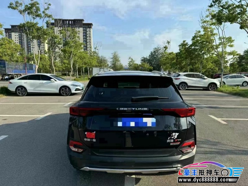 22年奔腾T77轿车抵押车出售