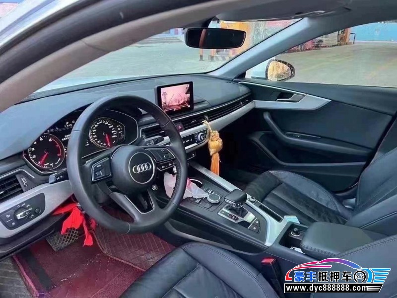 18年奥迪A5轿车抵押车出售