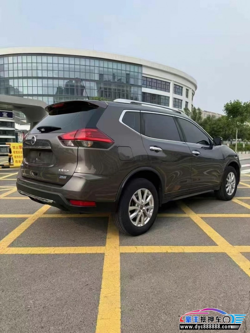 18年日产奇骏SUV抵押车出售