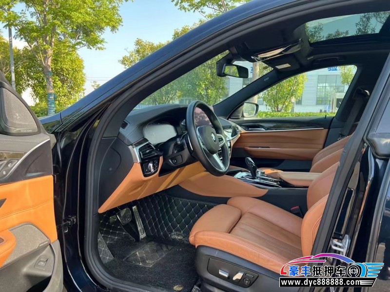 22年宝马6系轿车抵押车出售