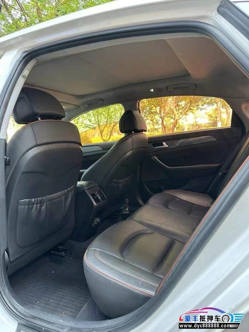 16年现代索纳塔九轿车抵押车出售