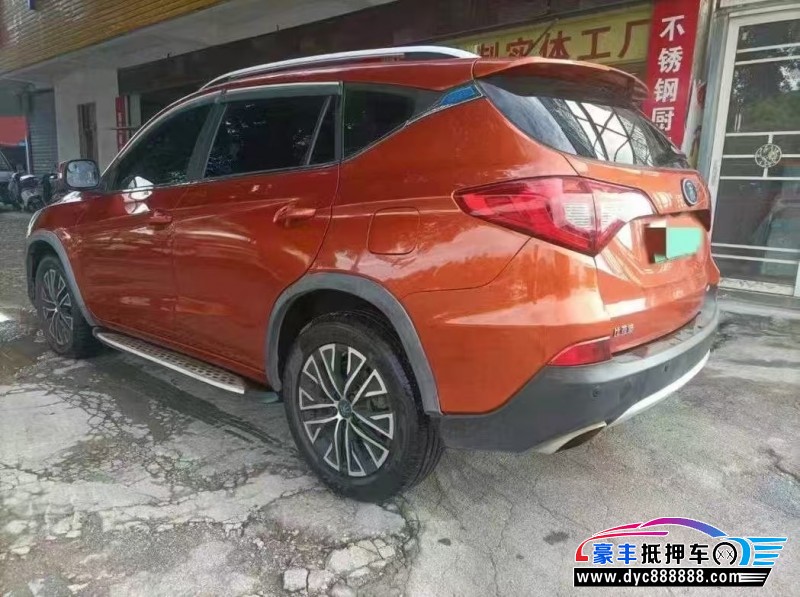 17年比亚迪宋轿车抵押车出售