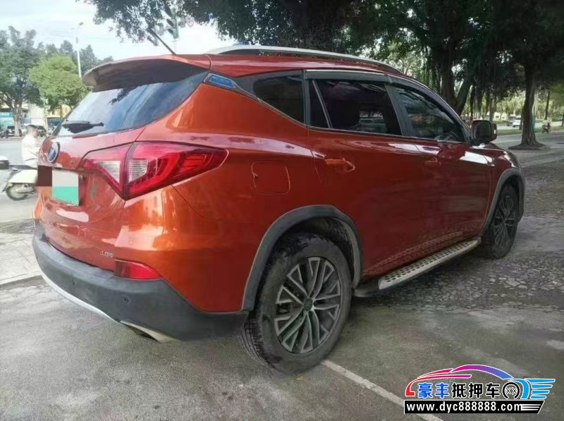 17年比亚迪宋轿车抵押车出售