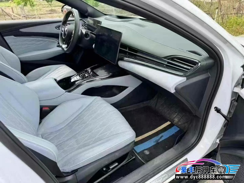 23年比亚迪海豹轿车抵押车出售