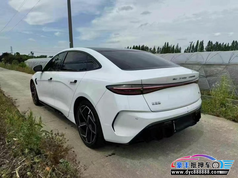 23年比亚迪海豹轿车抵押车出售