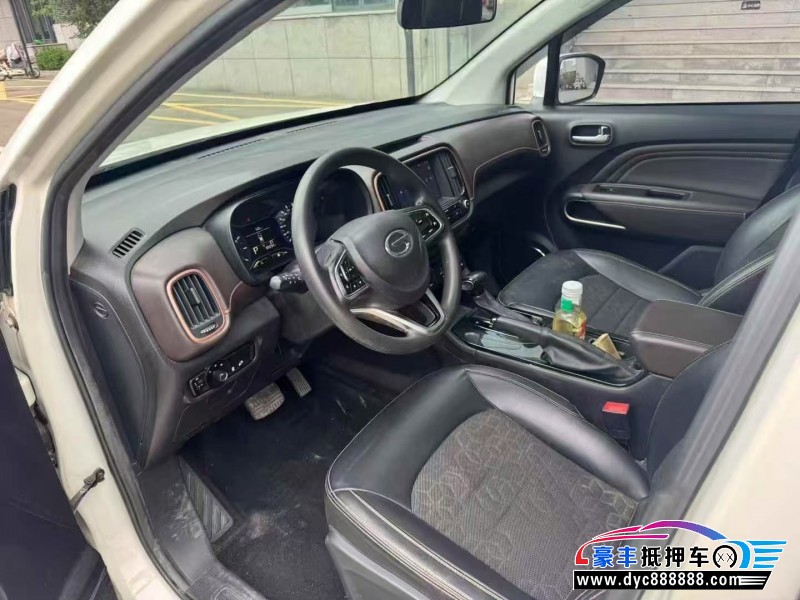 18年传祺gs3轿车抵押车出售