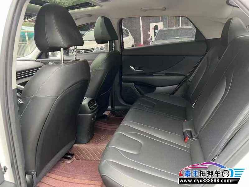 23年现代伊兰特轿车抵押车出售