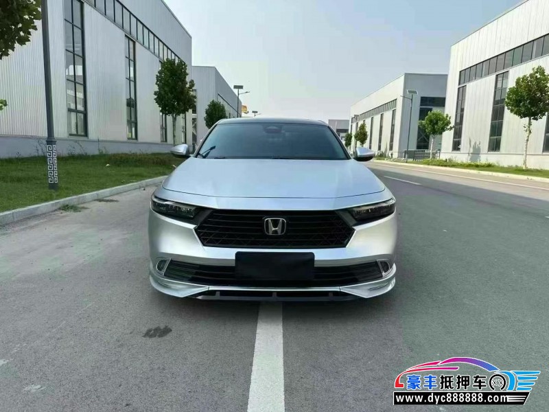 抵押车出售24年本田雅阁轿车