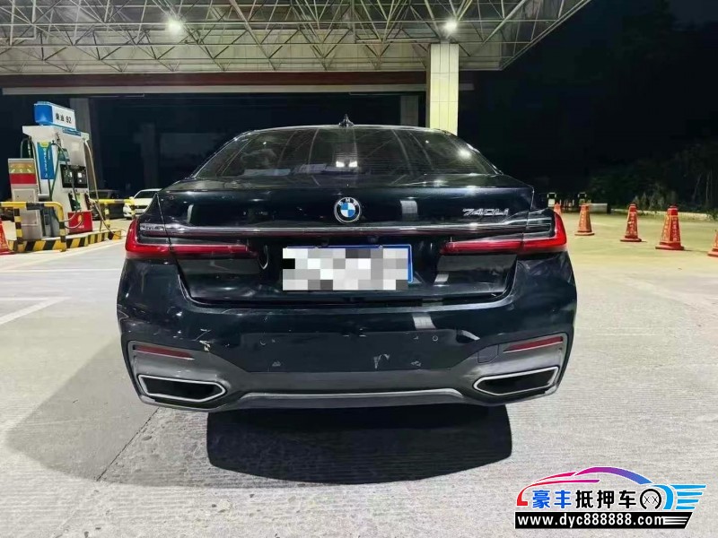 21年宝马7系轿车抵押车出售