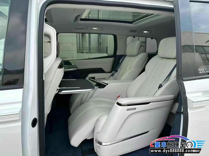 24年别克世纪轿车抵押车出售