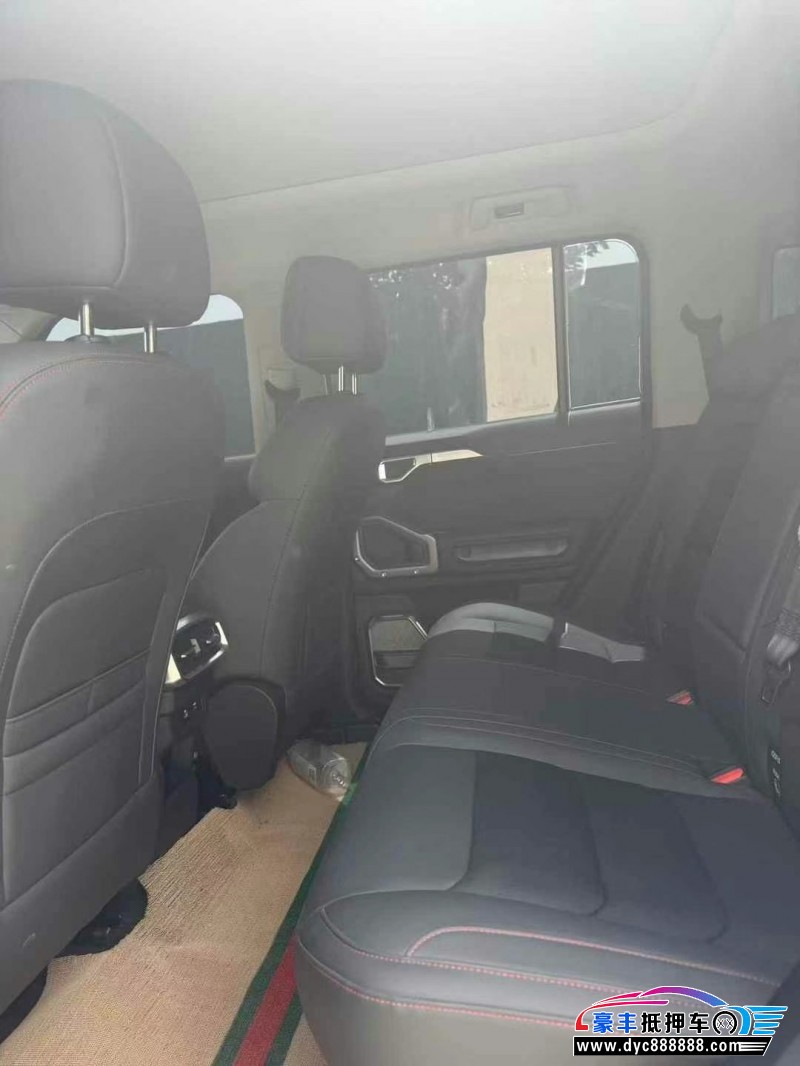 25年捷途山海T2轿车抵押车出售