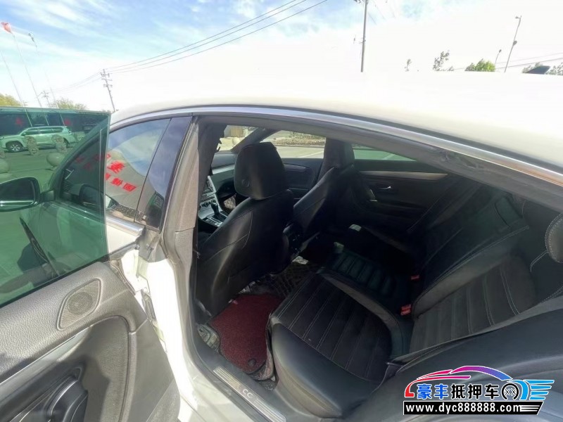 13年大众CC轿车抵押车出售