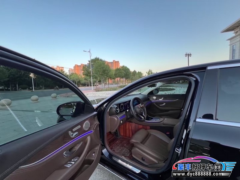 23年奔驰E轿车抵押车出售