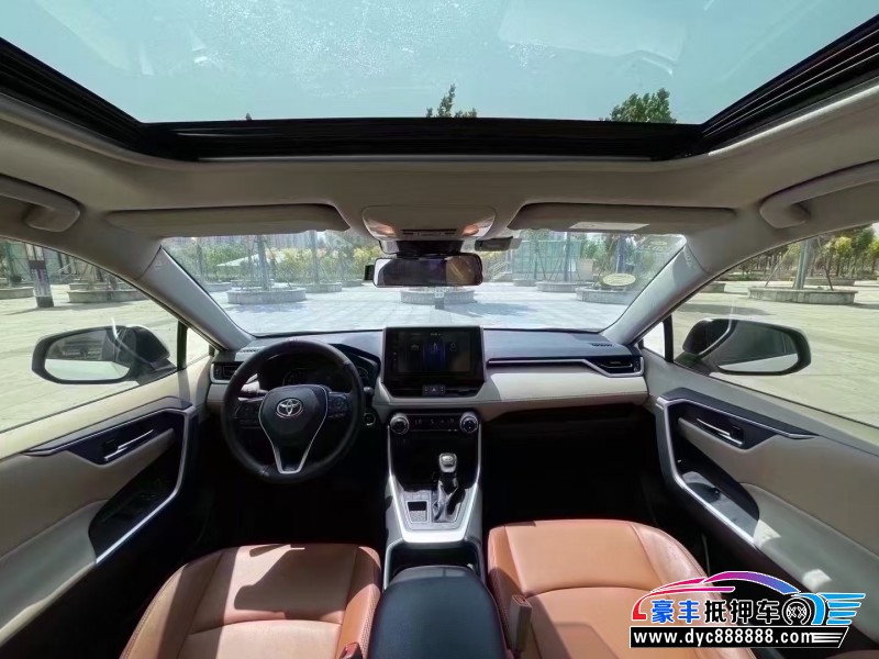 20年丰田RAV4轿车抵押车出售