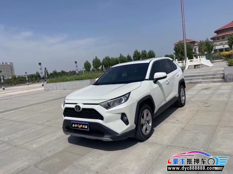 20年丰田RAV4轿车抵押车出售