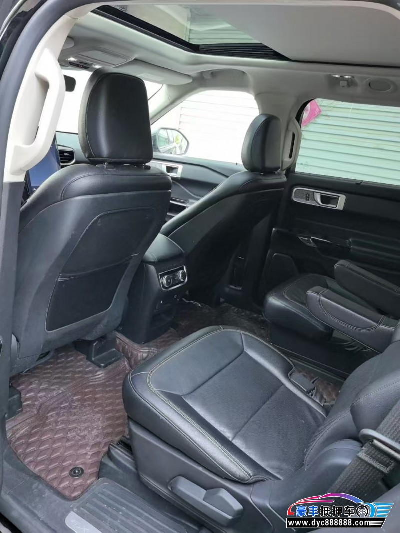 21年福特探险者轿车抵押车出售