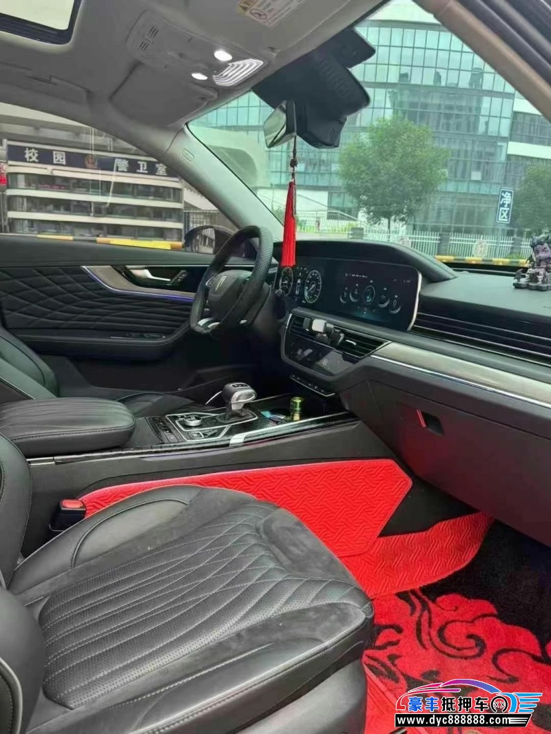 22年红旗HS5轿车抵押车出售