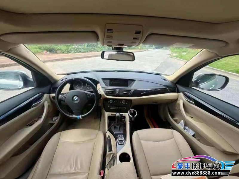 12年宝马X1轿车抵押车出售