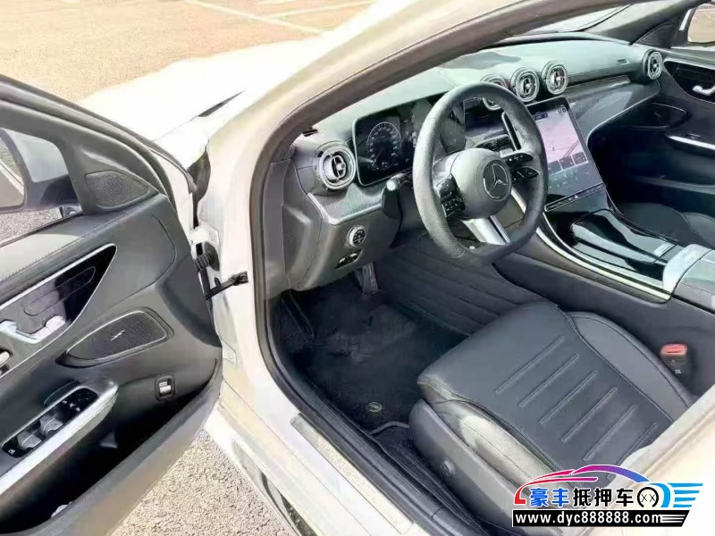 23年奔驰C轿车抵押车出售