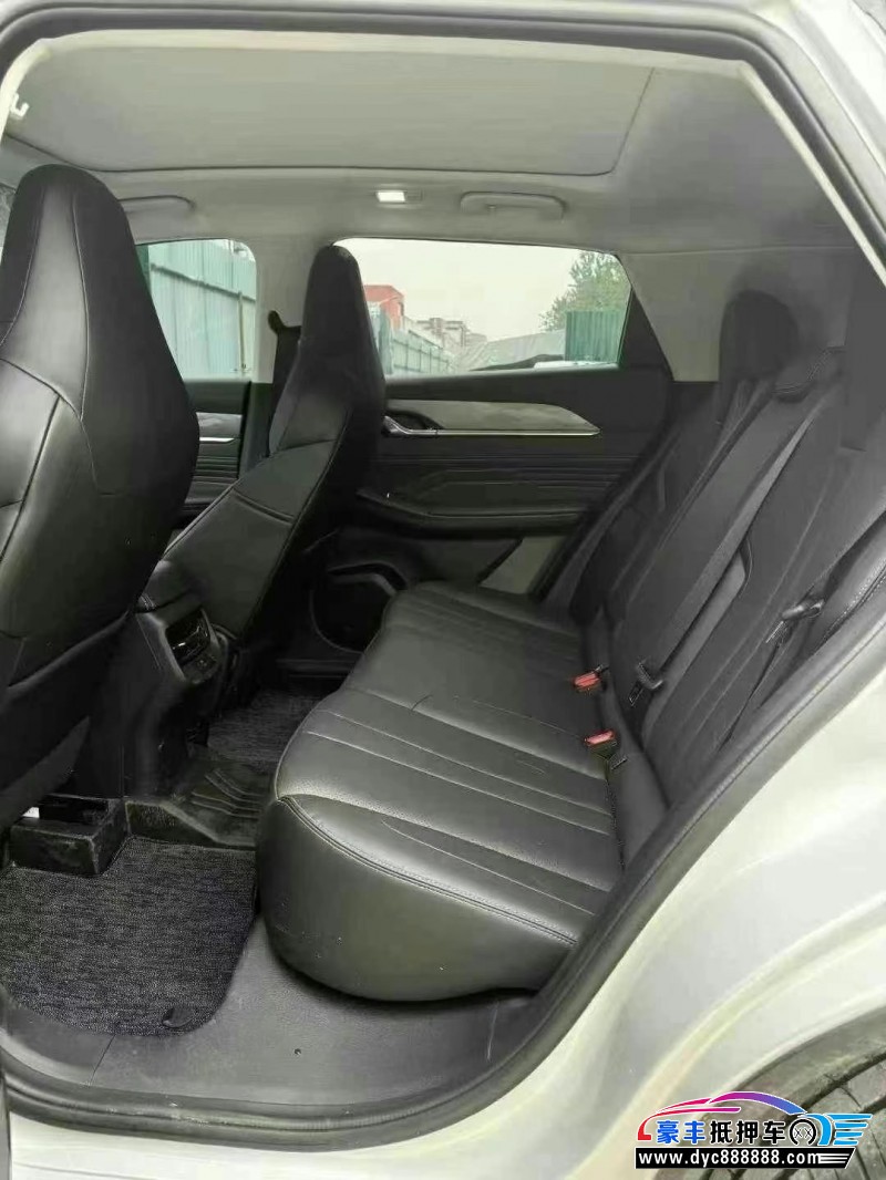 24年东风风神浩瀚轿车抵押车出售