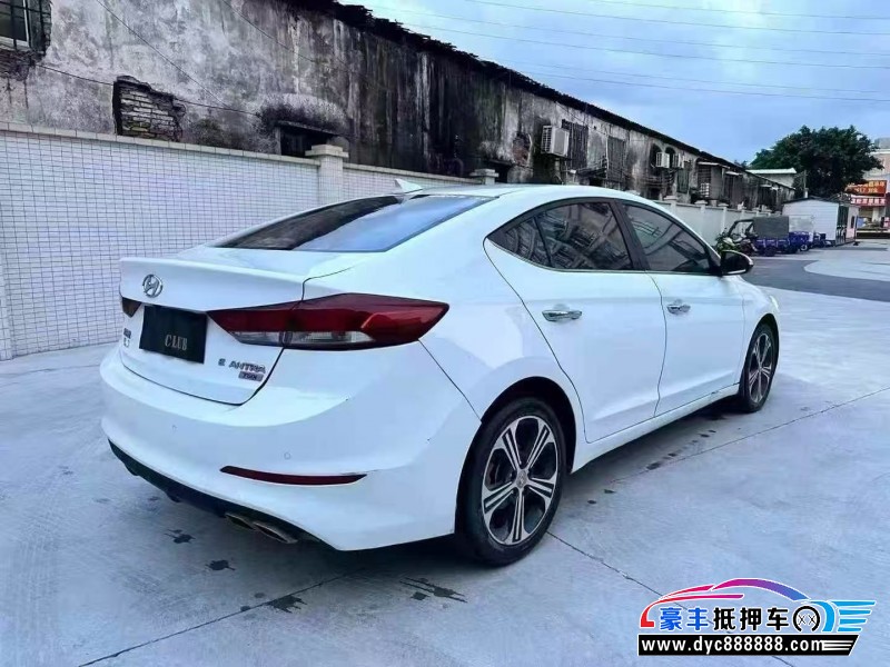 18年现代领动轿车抵押车出售